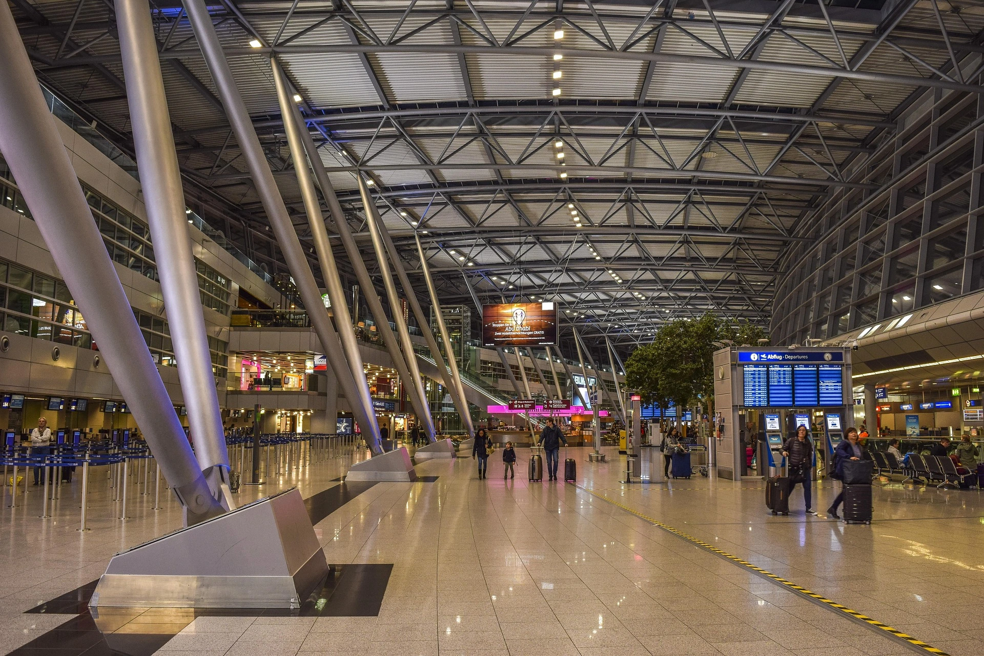 Finnair BLL Terminal – Billund Airport